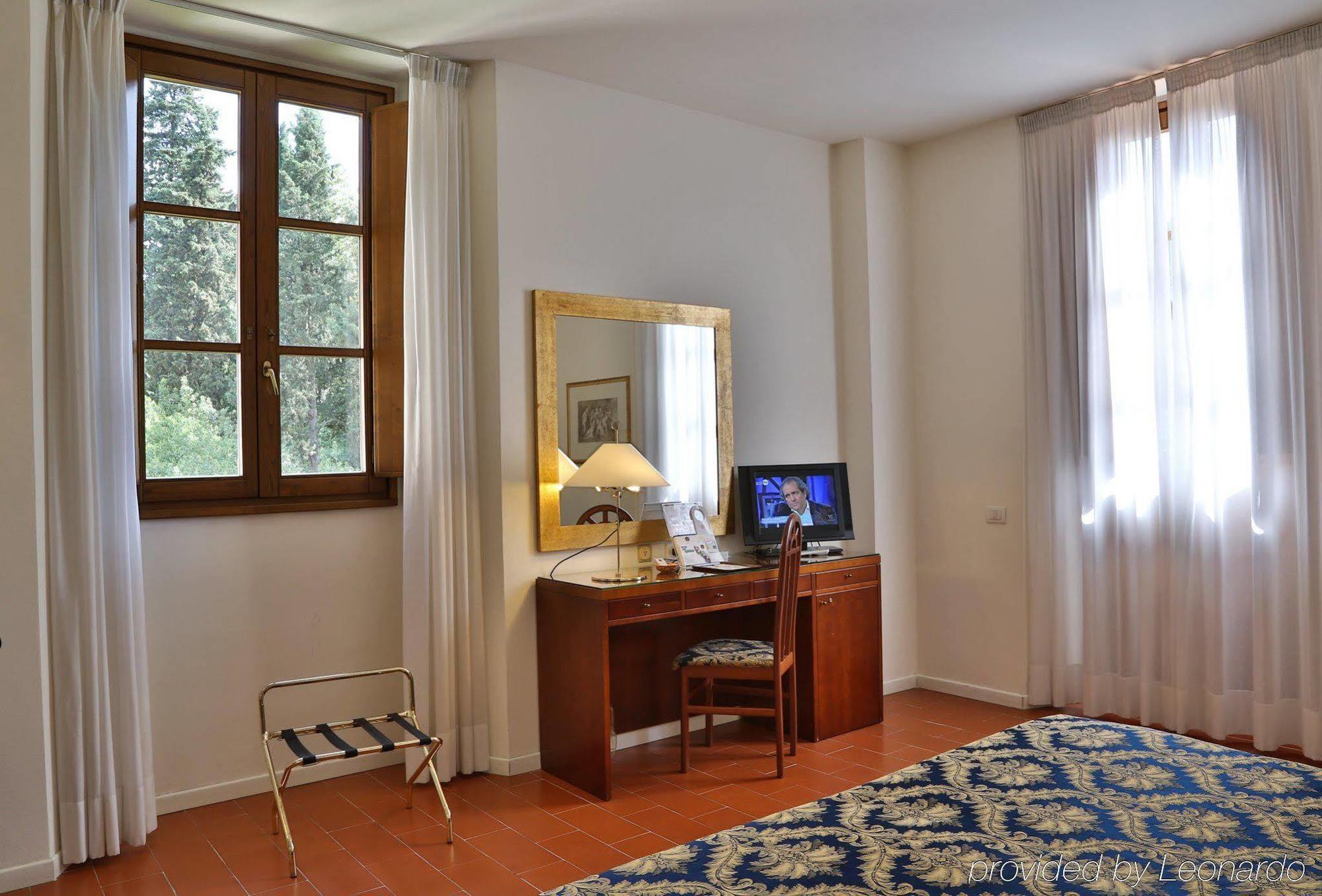 Hotel Olimpic Castel Maggiore Exterior photo